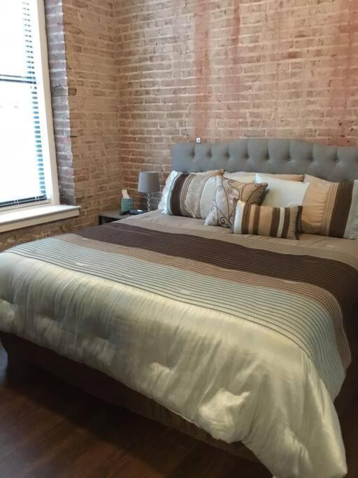Hotel 2Br 2Ba Loft In Historic Downtown Kc Kansas City Exterior foto